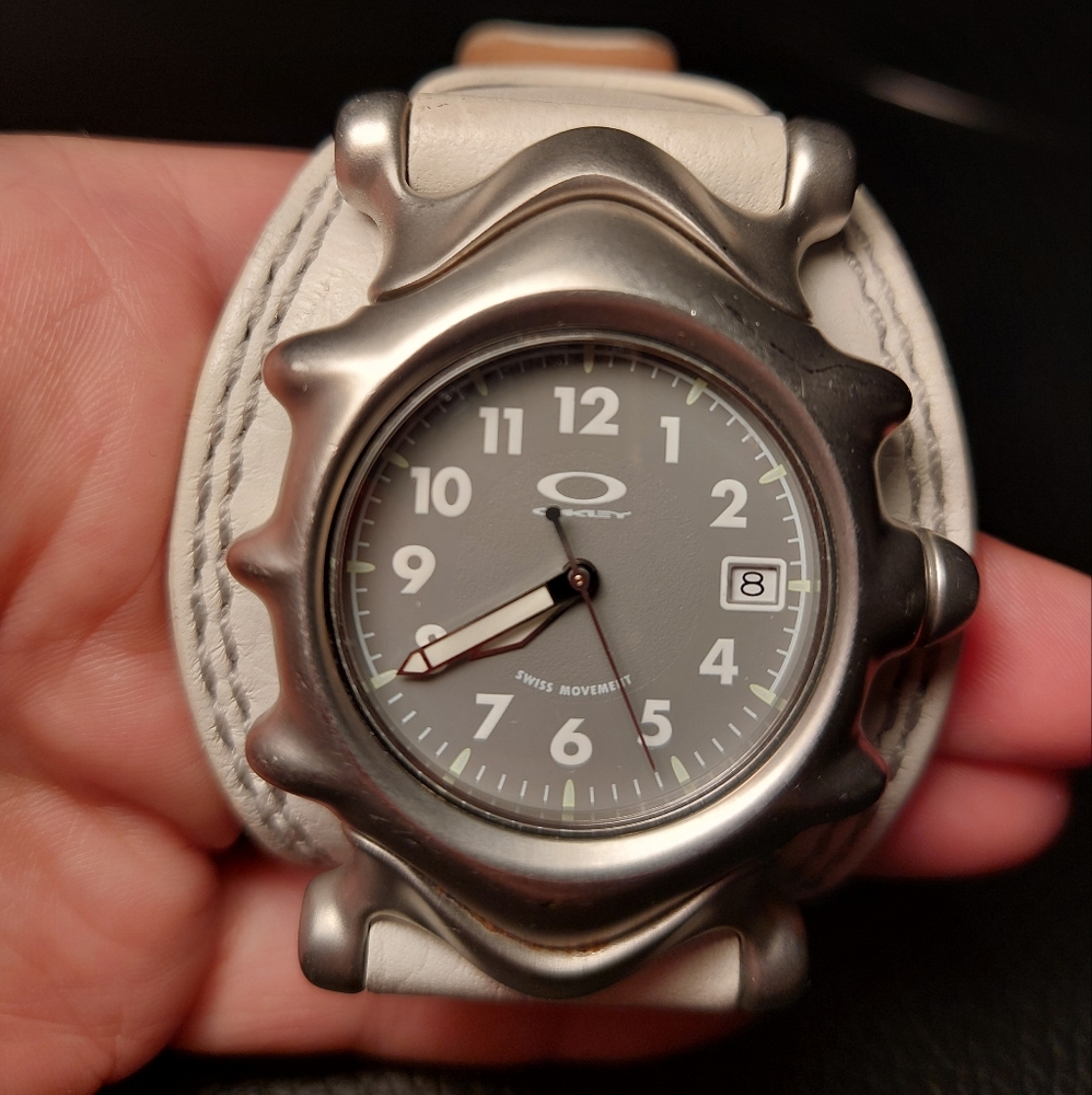 Oakley Saddleback Watch - White